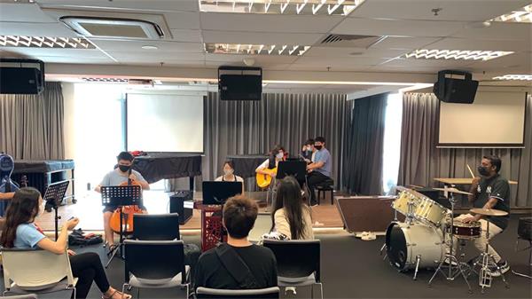 新加坡莱佛士音乐学院的音乐课程：从古典到现代的全方位涵盖