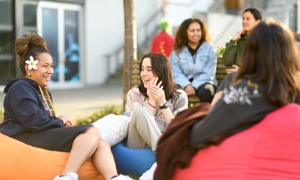 新加坡莱佛士音乐学院音乐制作专业