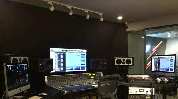 新加坡莱佛士音乐学院录音工程专业就业方向全解析｜深度优势与无限机遇