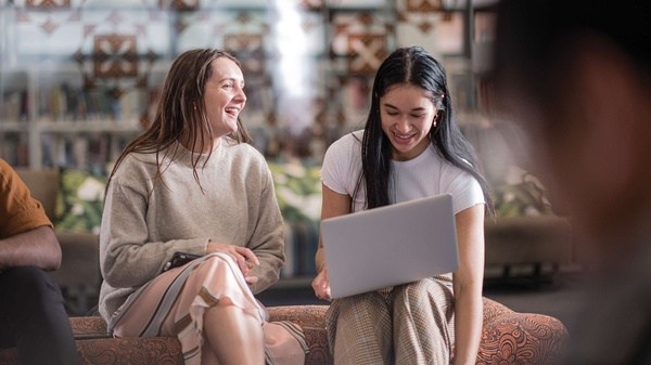 校园招聘：新加坡莱佛士音乐学院在招哪些人才？