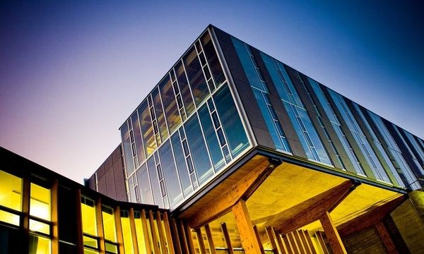 新加坡莱佛士音乐学院可以专升硕吗？学历提升路线全面解析