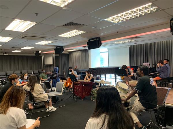 新加坡莱佛士音乐学院师资力量强吗？老师背景揭秘，成就音乐梦想的最佳保障