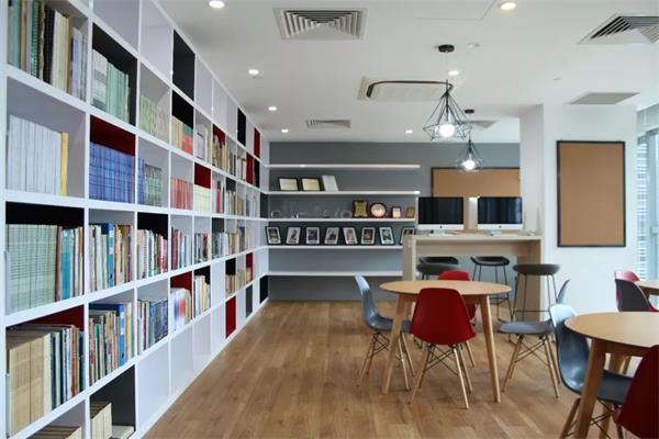 深度解读新加坡莱佛士音乐学院职业发展通道全解析